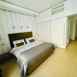 Interno 5 2* Rom